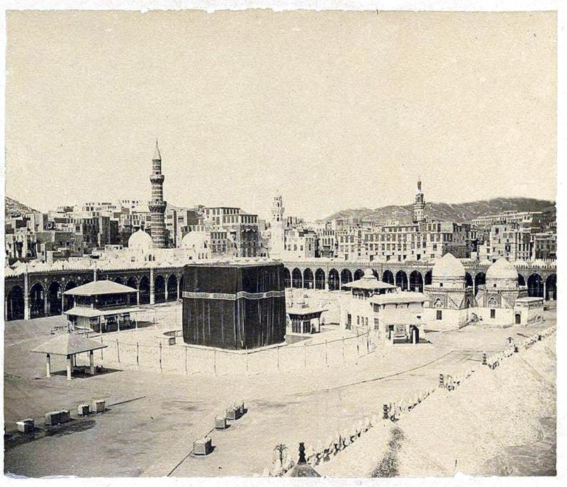 بالصور.. معرض 'لبيك' يروى تاريخ عمارة المسجد الحرام