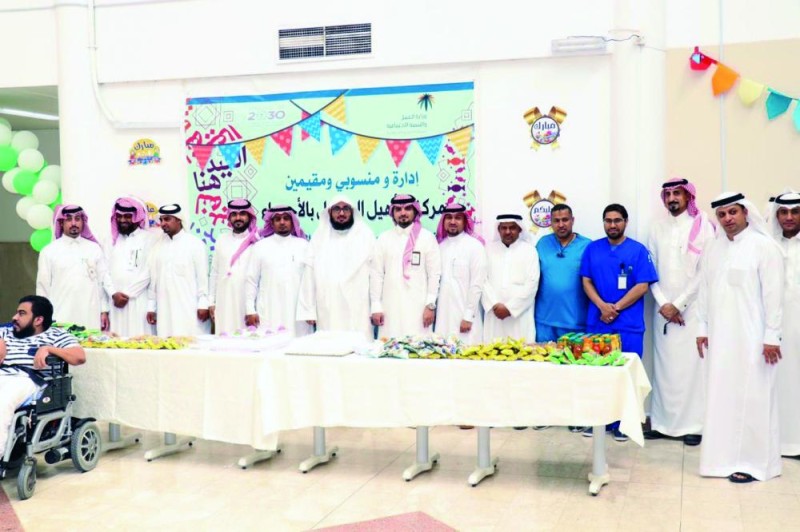 الدوائر الحكومية بالأحساءتعايد منسوبيها