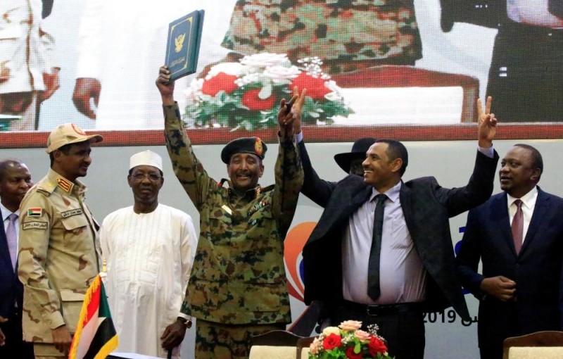 إرجاء تشكيل المجلس السيادي في السودان