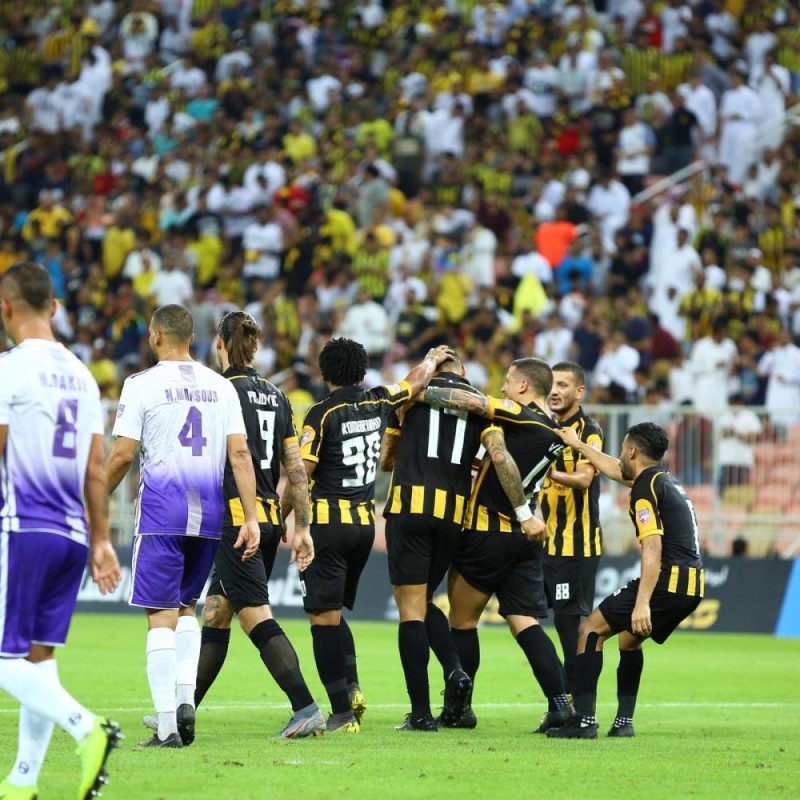 الاتحاد بكتفي بثلاثية في شباك العهد