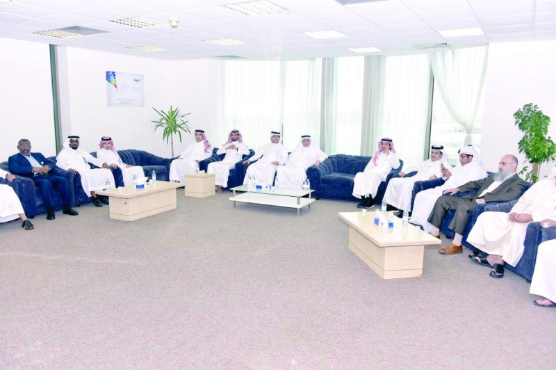 اليوم تعايد منسوبيها بعيد الأضحى