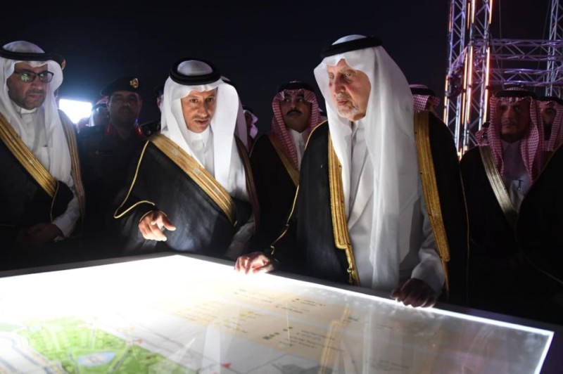 نيابة عن الملك.. أمير مكة يرعى حفل سوق عكاظ