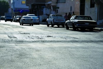 المطبات العشوائية.. هاجس لعابري طرق الدمام