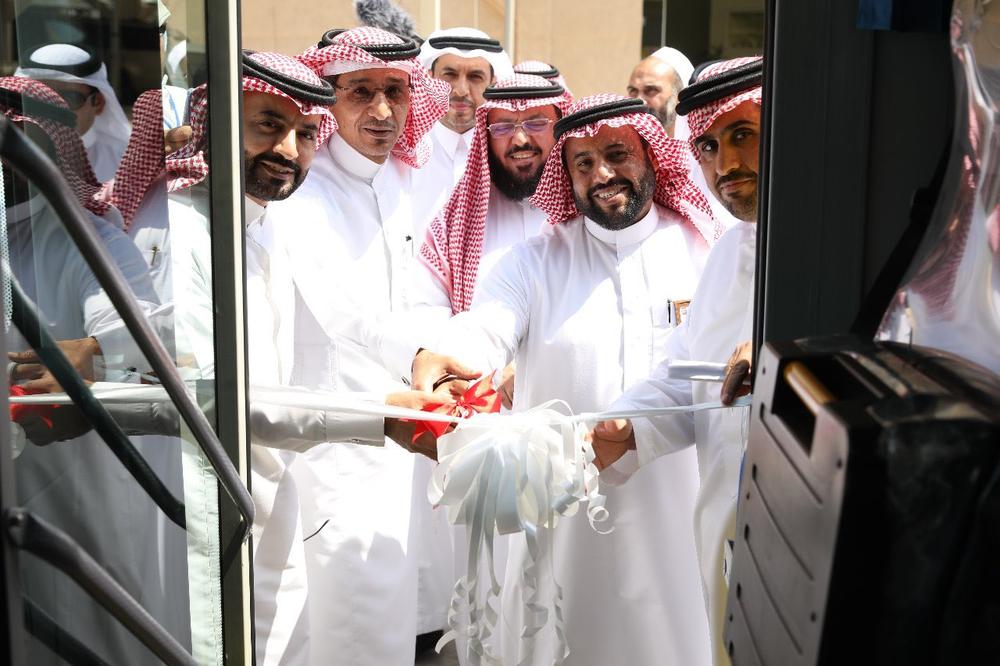 مزود بكاميرات وGPS .. تدشين أسطول النقل التعليمي بالشرقية