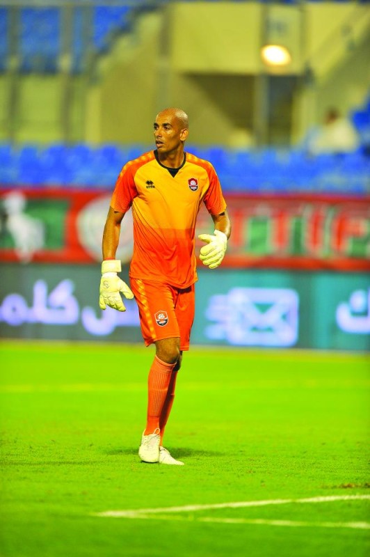 الاتحاد «المنتشي» يطمح بنقاط الرائد