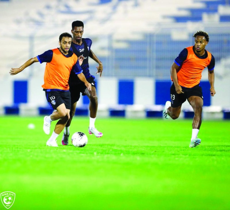 الزعيم لا يعرف التعثر أمام أبها