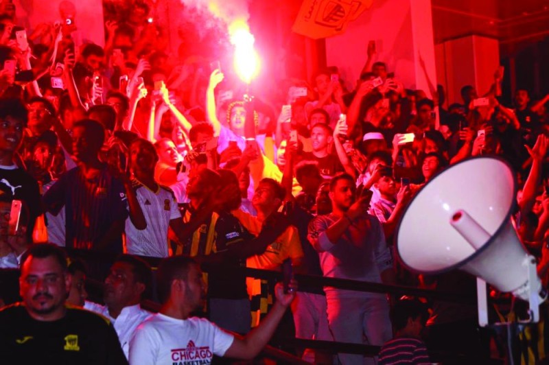 جماهير الاتحاد تدعم ناديها بمليون ريال
