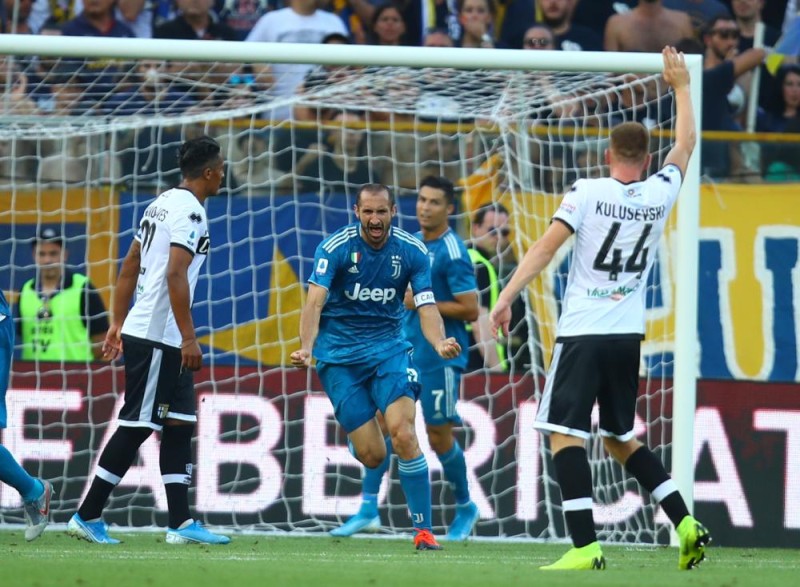«يوفنتوس» يفتتح الدوري الإيطالي بهدف كيليني 