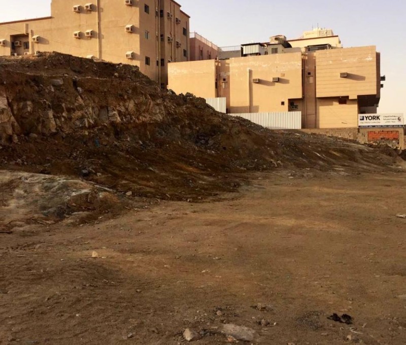 رفع 561 ألف طن مخلفات بناء بمكة