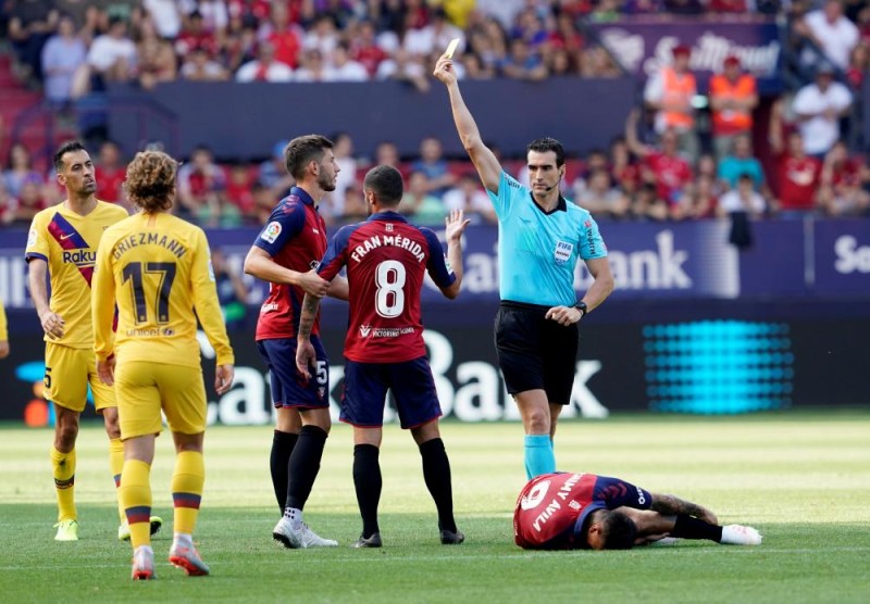 «أوساسونا» يفرض التعادل على «برشلونة» 