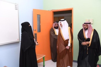 أمير الشرقية يدشن فصول 