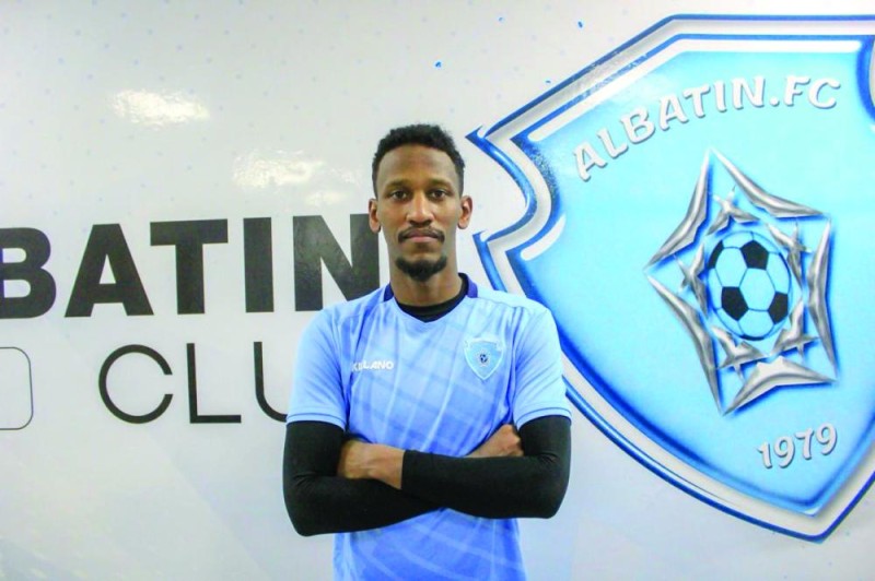 الباطن يضم حارس الاتحاد