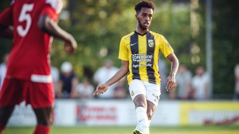 «النصر» يضم مختار علي لـ 3 سنوات