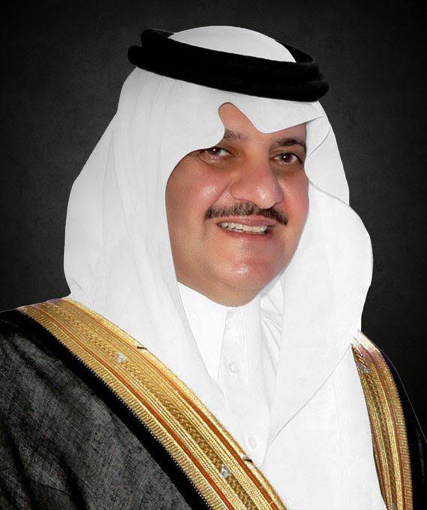 أمير الشرقية يلتقي أسرة بوخمسين