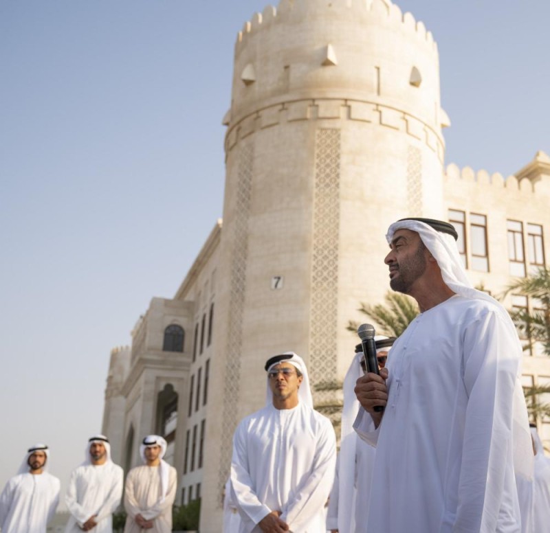 محمد بن زايد: المملكة والإمارات تجمعهما شراكة الخندق الواحد