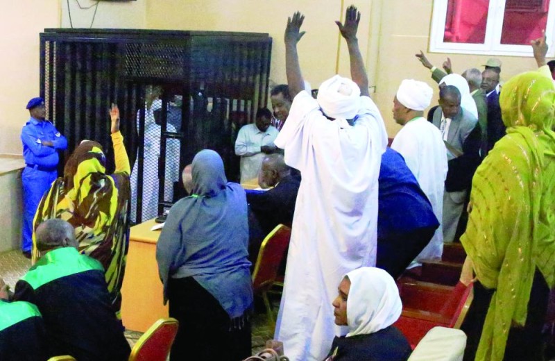 السودان يلاحق «الإخوان» بتهمة تمويل الإرهاب