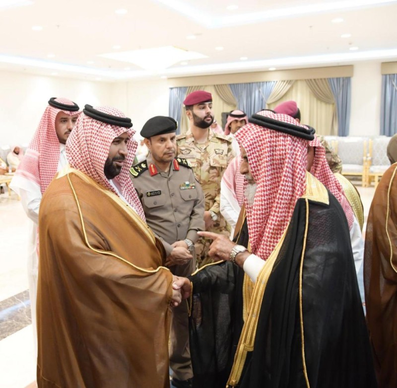 أمير جازان بالنيابة يطلع على احتياجات المواطنين 