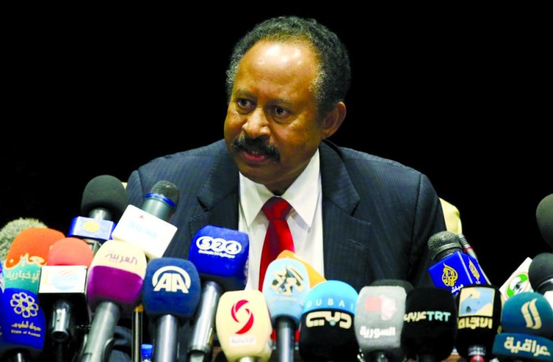 بوزراء تكنوقراط.. السودان يعلن حكومته المدنية