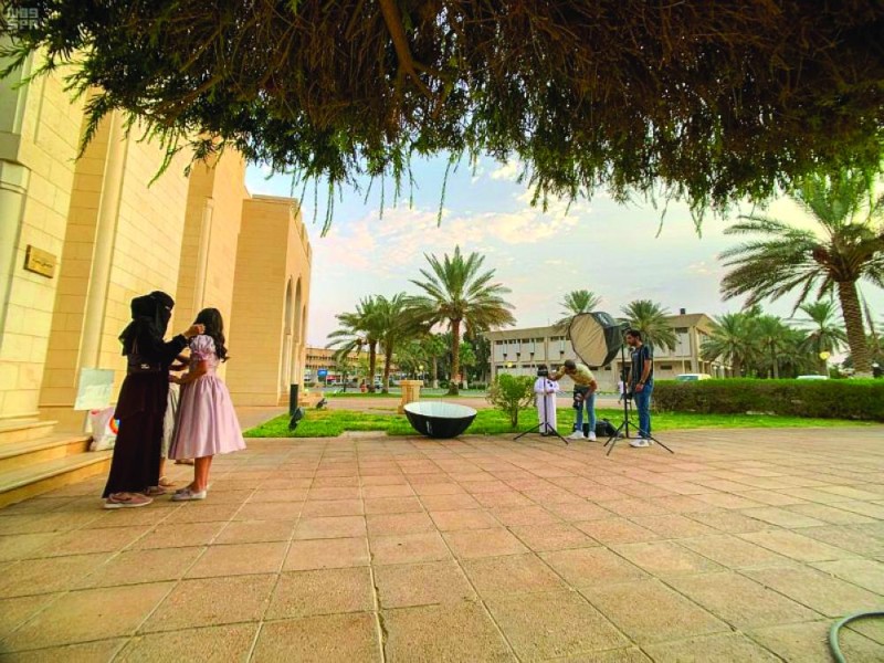 ورشة تصوير للأطفال بفنون الجوف