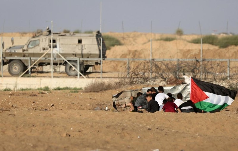 طيران الاحتلال يقصف مواقع بغزة