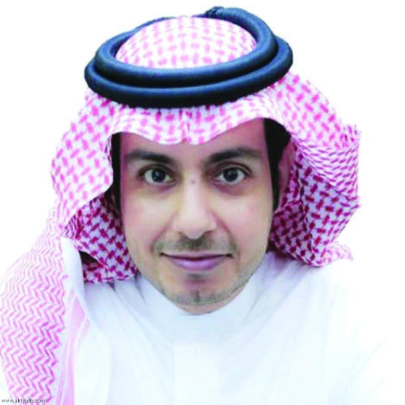 شتيوي ينثر قصائده بأدبي جدة