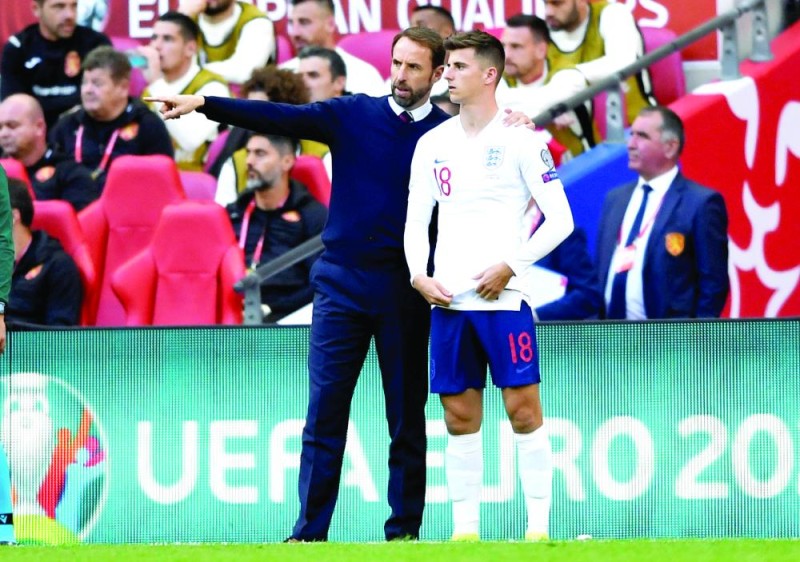 منتخب إنجلترا يواصل رحلته المذهلة