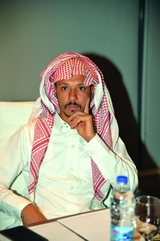 نقص العمالة الماهرة «يؤرق» أصحاب مزارع التمور