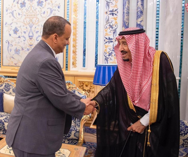 الملك يتسلم رسالة من رئيس موريتانيا
