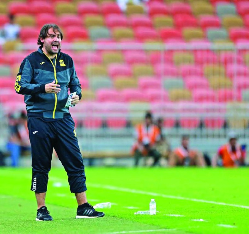 معسكر متنقل يعد الاتحاد لضمك والهلال