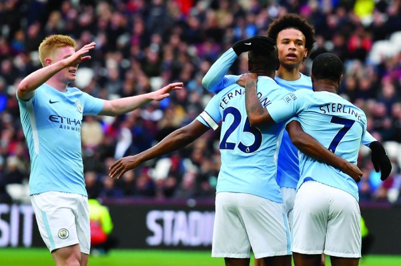 تشكيلة سيتي تتجاوز المليار يورو
