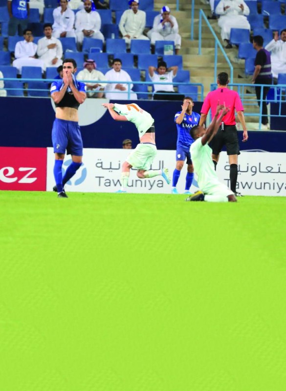 مارتينيز يغتال فرحة الهلال