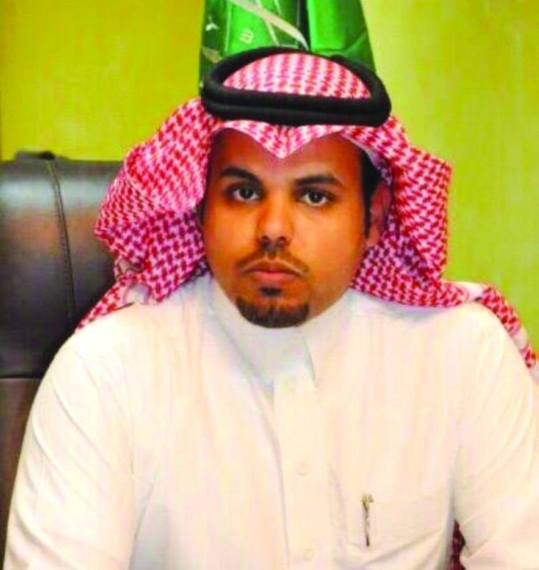 ترقية عدد من موظفي بلدية «عين دار»