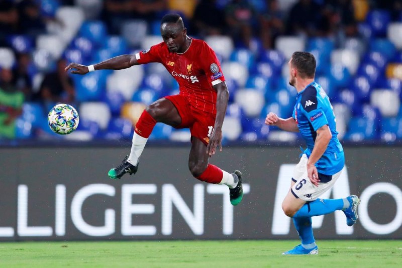 ليفربول يستهل الدفاع عن لقبه بالخسارة من نابولي