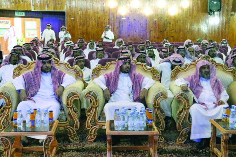 تثقيف سائقي النقل التعليمي بحائل