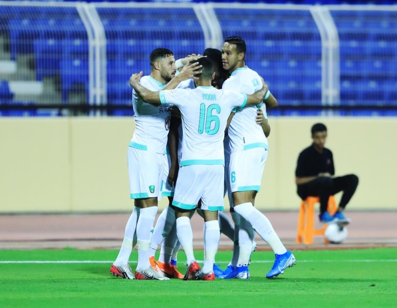 الأهلي يزيد معاناة الفتح بثنائية