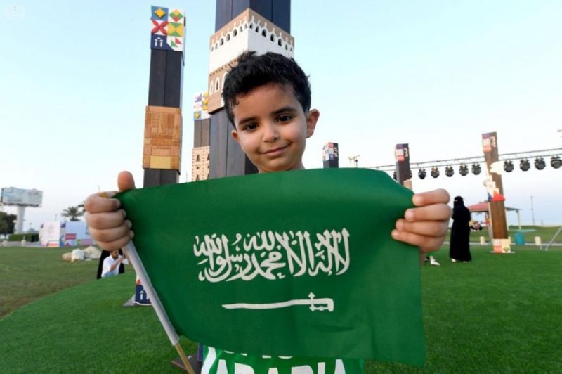 بالصور.. فعاليات جاذبة بكورنيش الخُبر
