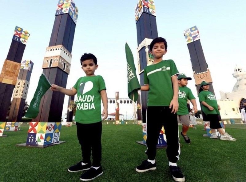 بالصور.. فعاليات جاذبة بكورنيش الخُبر