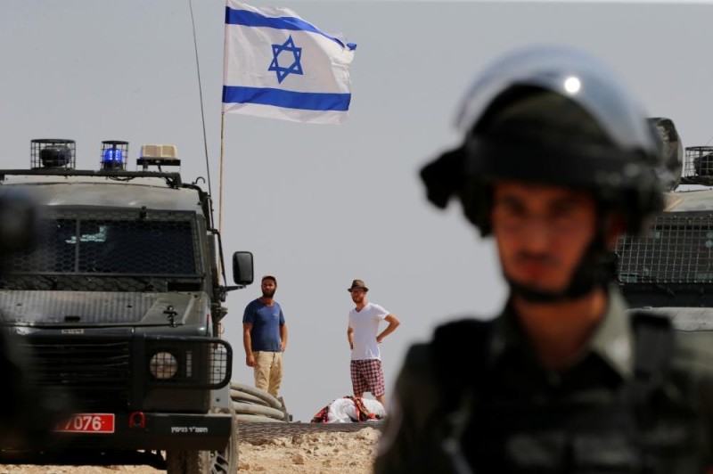 جيش الاحتلال يعتقل 6 فلسطينيين