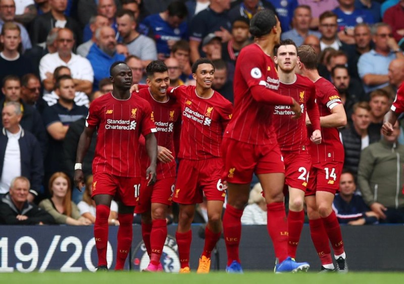 ليفربول يسقط تشيلسي بثنائية نارية