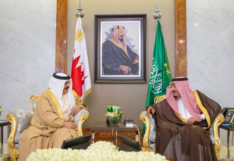 خادم الحرمين الشريفين يستقبل ملك البحرين