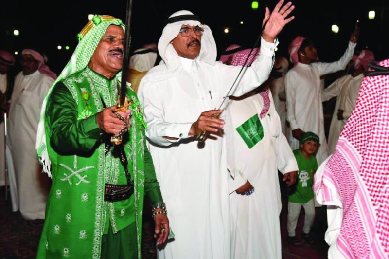 العرضة السعودية في ساحة المدرسة الأميرية