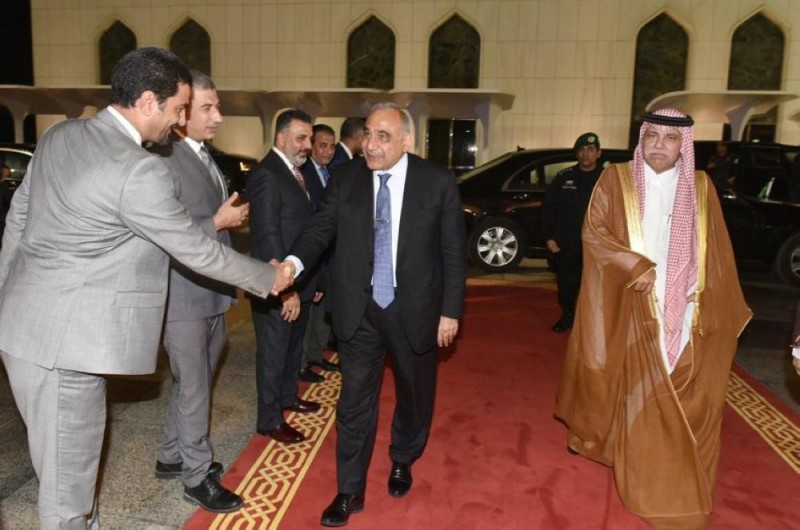 رئيس الوزراء العراقي يغادر جدة