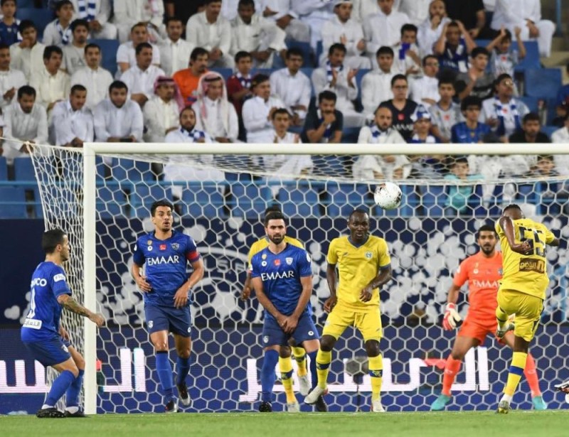 «النيران الصديقة» تغتال التعاون أمام الهلال