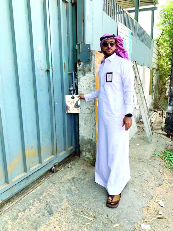 إغلاق 4 ورش مخالفة بالدمام