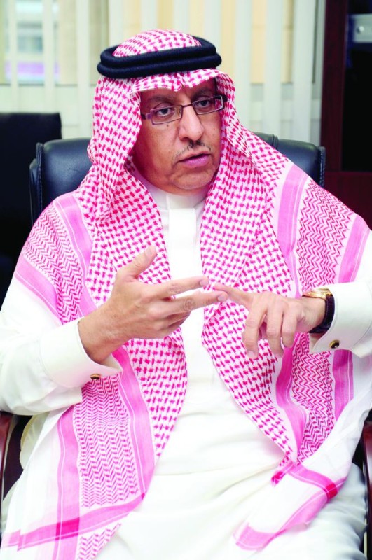 إبراهيم الجميح يتلقى التعازي بالدمام