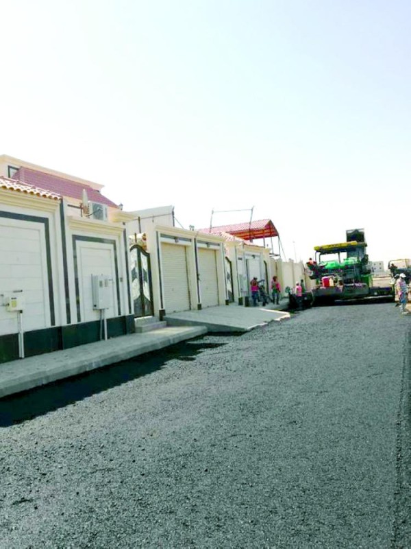 رفع مستوى جودة الطرق في أحياء بالخبر