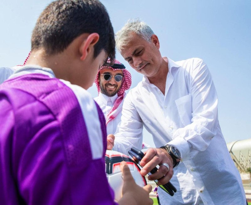 مورينيو يلتقي بالمواهب السعودية