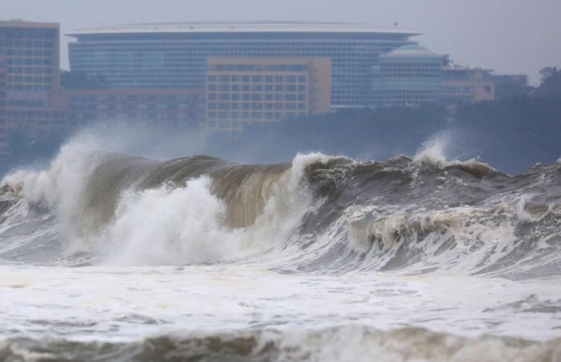 السفارة في سيئول تحذر من مخاطر إعصار «ميتاج»