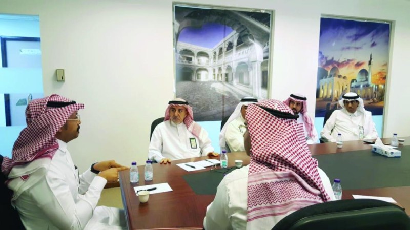 دعم مبادرات المرشدين السياحيين