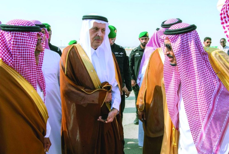 خادم الحرمين يصل إلى الرياض قادما من جدة